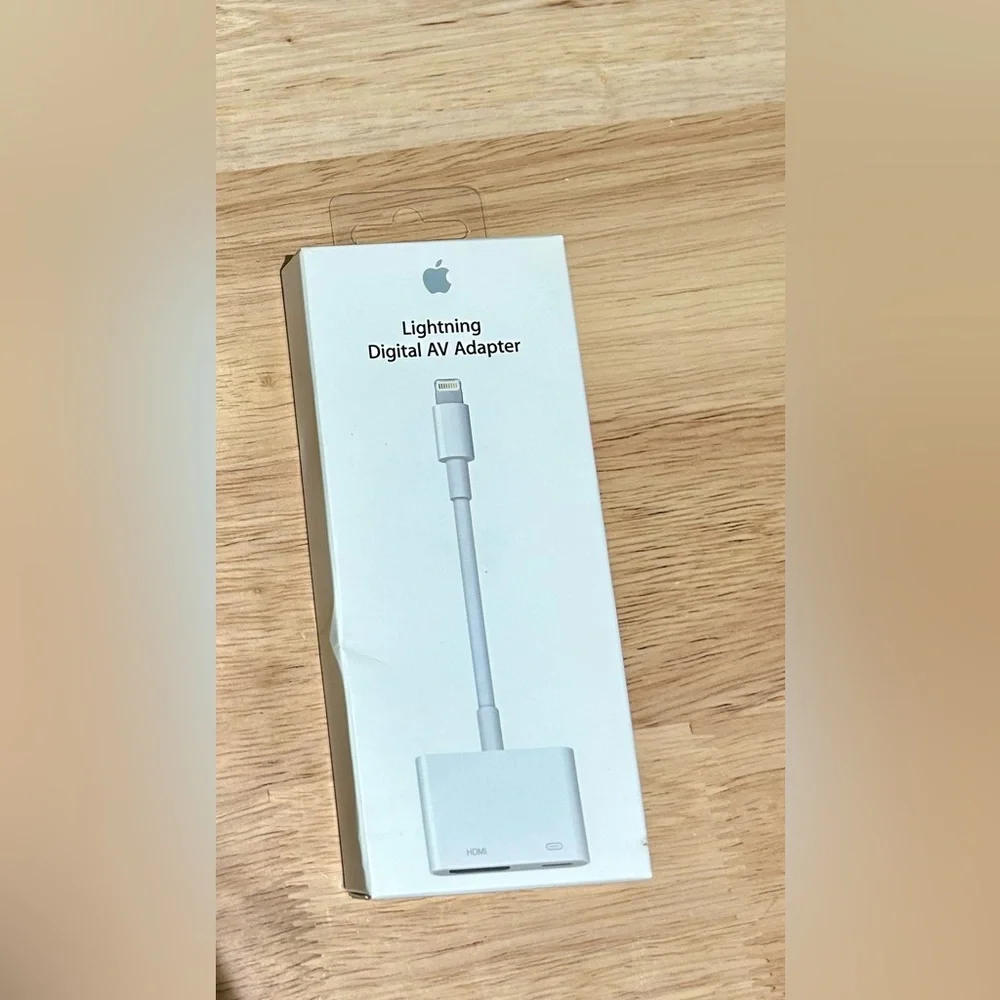 Apple- Lightning Digital AV Adapter - White